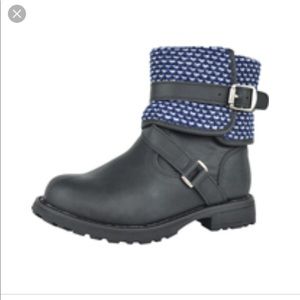 SALE Lace Up Boots Knitted Detailing Warm Black